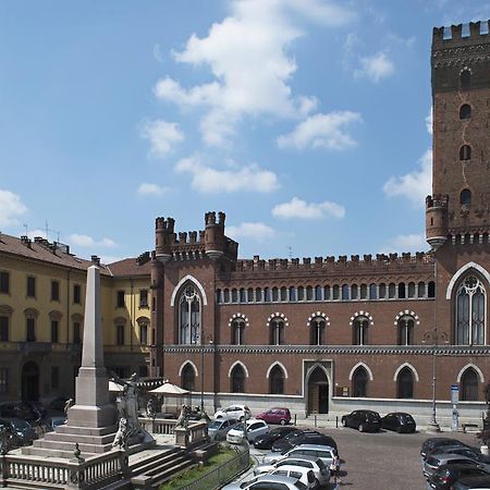 아스티 Castello Medici Del Vascello 아파트 외부 사진