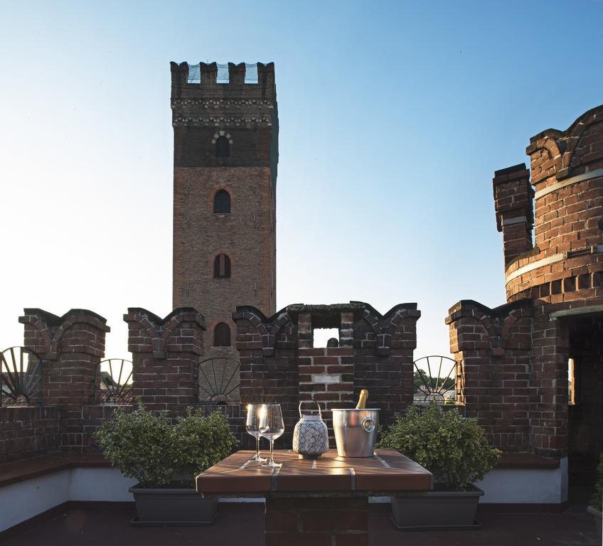 아스티 Castello Medici Del Vascello 아파트 외부 사진